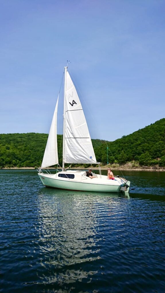 Segeln lernen mit dem ersten eigenen Boot